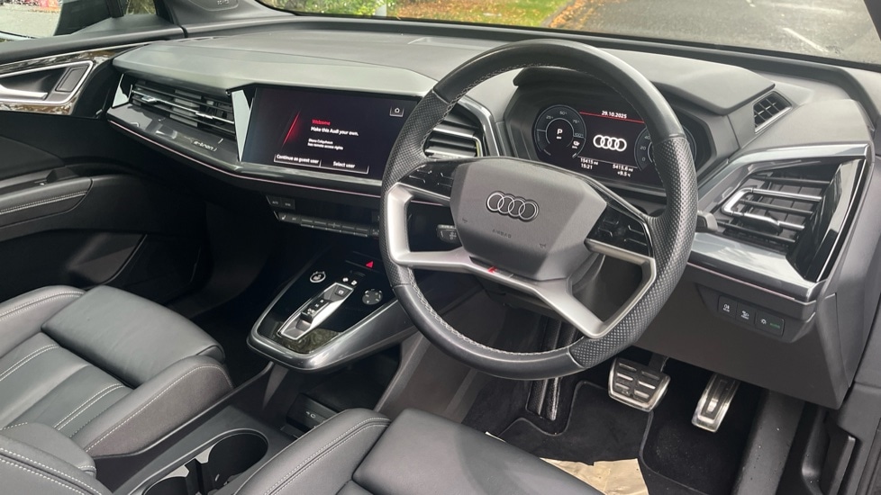 Used Audi Q4 e-tron 2023 for sale - 76434757: Photo 9