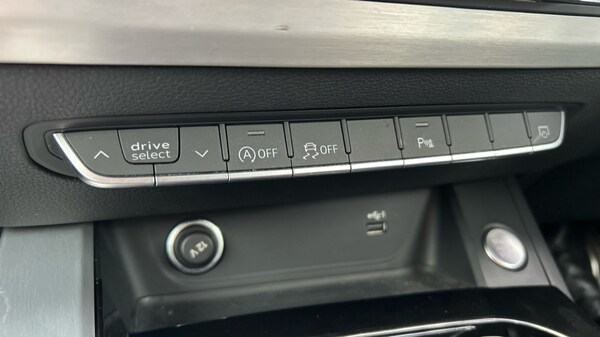 Used Audi A4 2023 for sale - 76079070: Photo 43