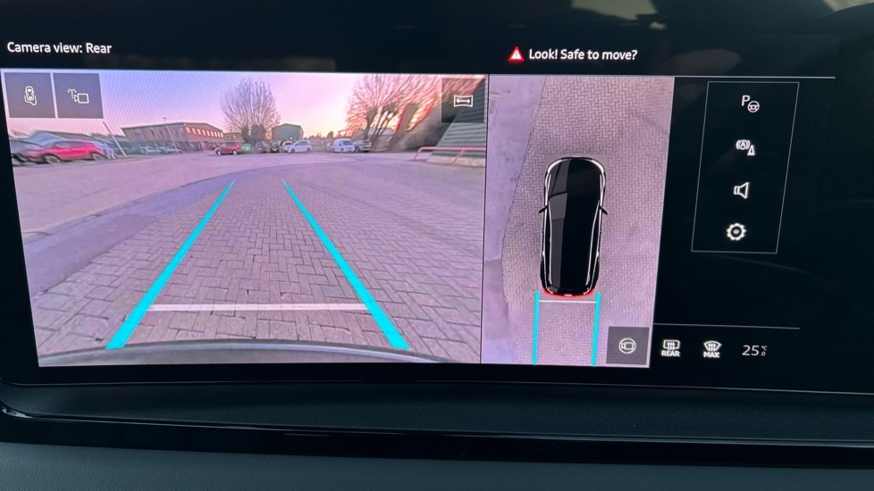 Used Audi Q6 e-tron 2024 for sale - 76760707: Photo 42