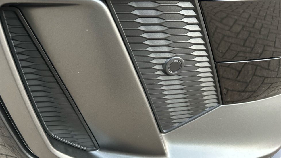 Used Audi Q6 e-tron 2024 for sale - 76760707: Photo 47