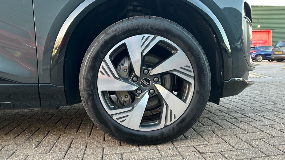 Used Audi Q6 e-tron 2024 for sale - 76760707: Photo 5