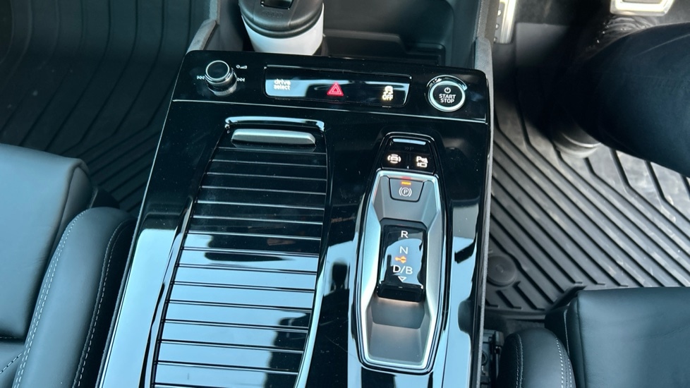 Used Audi Q6 e-tron 2025 for sale - 76597835: Photo 26