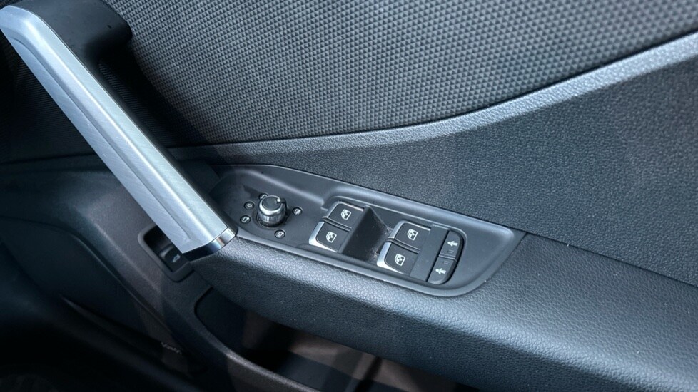 Used Audi Q2 2023 for sale - 76479717: Photo 28