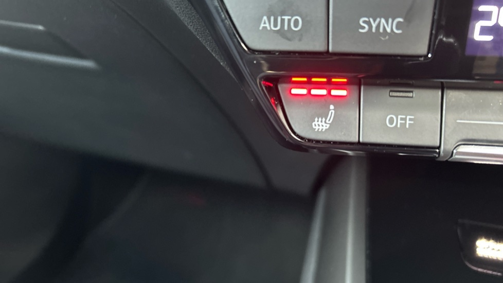 Used Audi Q4 e-tron 2025 for sale - 77075753: Photo 43