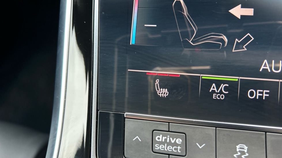 Used Audi Q7 2025 for sale - 76803987: Photo 40