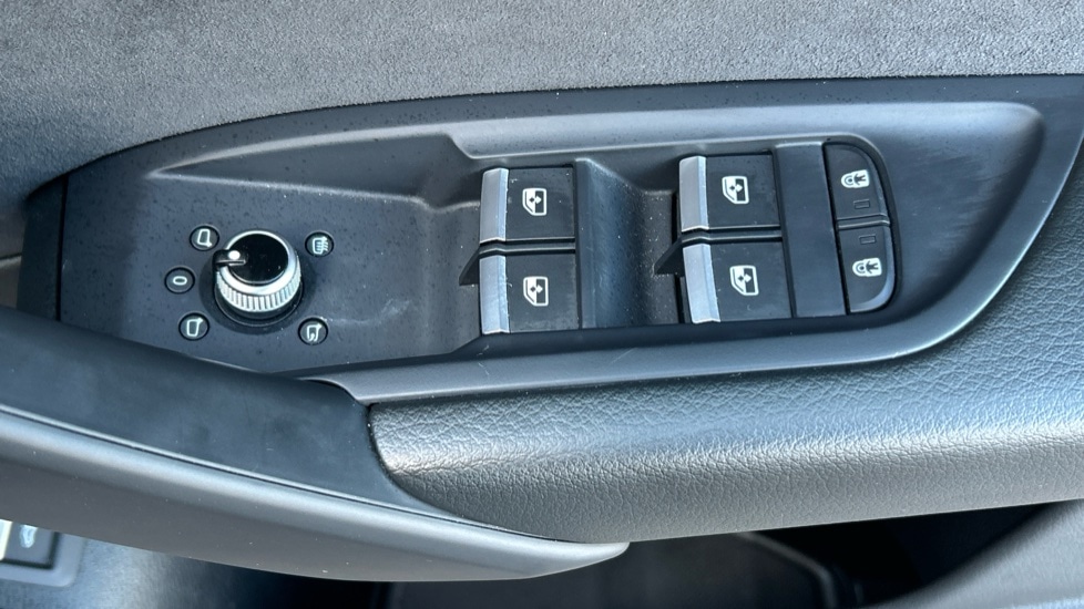 Used Audi Q5 2024 for sale - 76332141: Photo 28