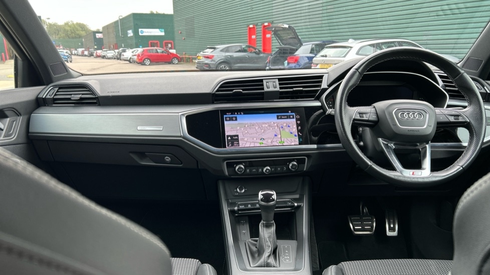 Used Audi Q3 2023 for sale - 76079309: Photo 12