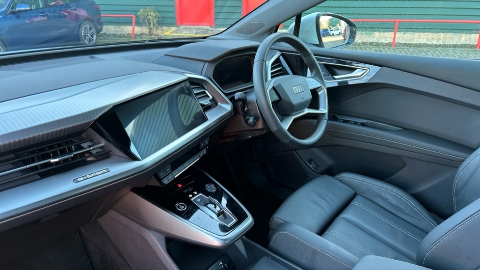 Used Audi Q4 e-tron 2025 for sale - 76609755: Photo 2
