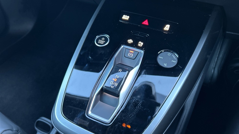 Used Audi Q4 e-tron 2025 for sale - 76609755: Photo 26