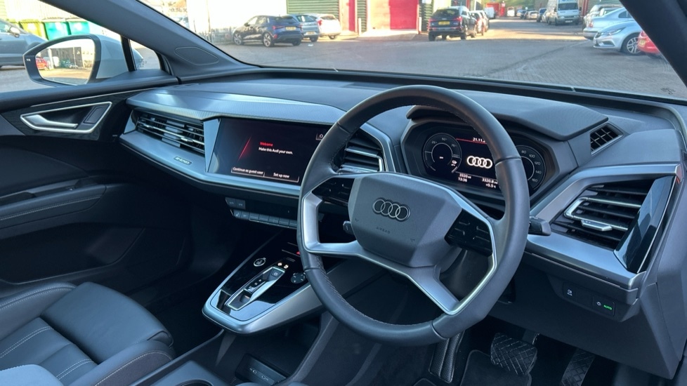 Used Audi Q4 e-tron 2025 for sale - 76609755: Photo 6