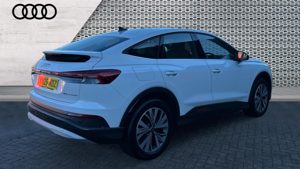 Used Audi Q4 e-tron 2025 for sale - 76609755: Photo 8