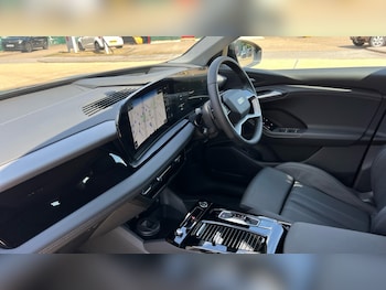 Used Audi Q6 e-tron 2025 for sale - 75393364: Photo