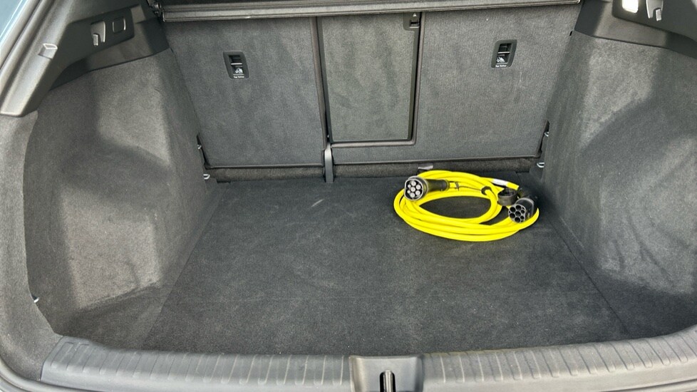 Used Audi Q4 e-tron 2025 for sale - 76332273: Photo 18