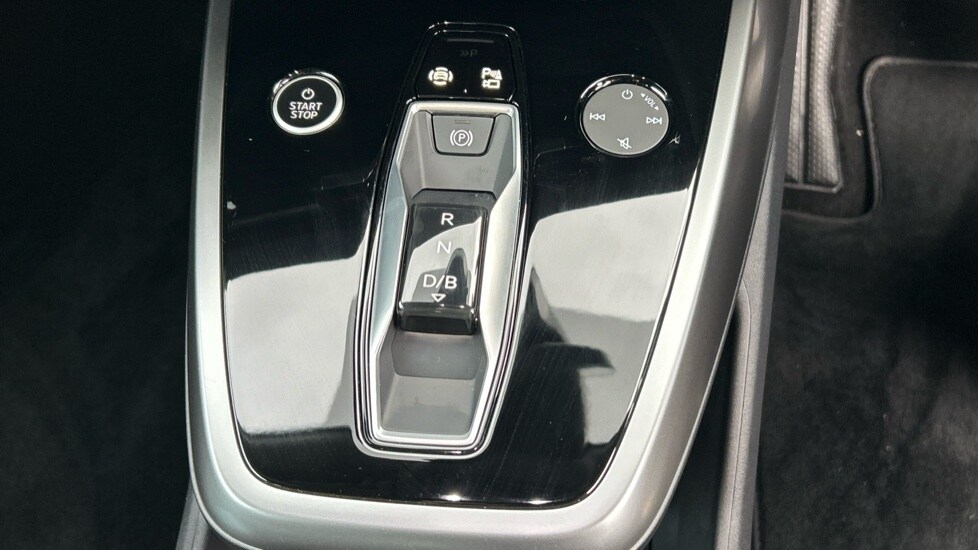 Used Audi Q4 e-tron 2025 for sale - 76332273: Photo 26