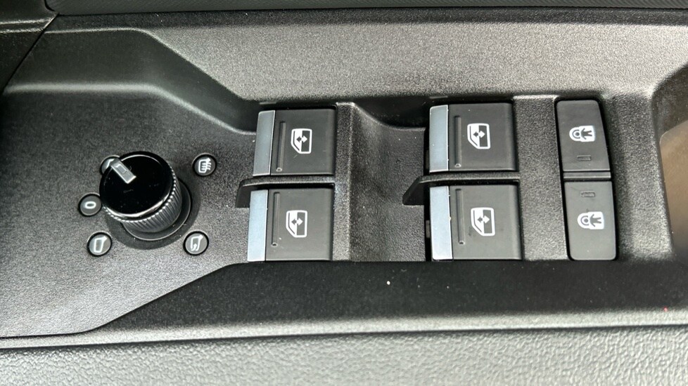 Used Audi Q4 e-tron 2025 for sale - 76332273: Photo 28