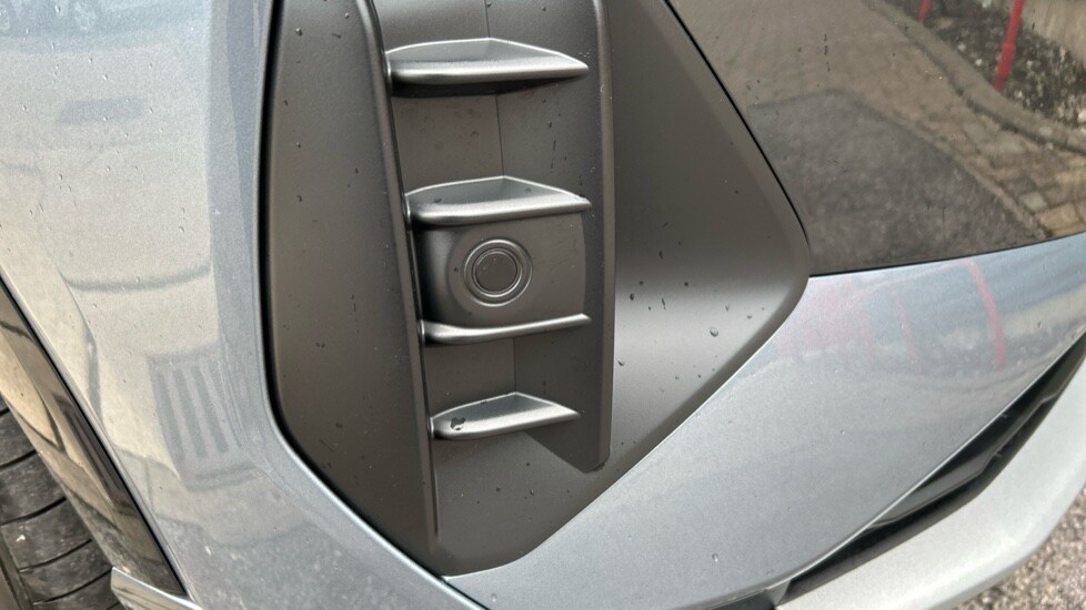 Used Audi Q4 e-tron 2025 for sale - 76332273: Photo 41