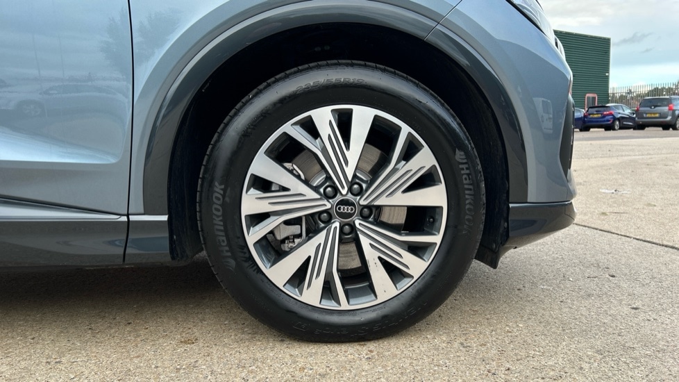 Used Audi Q4 e-tron 2025 for sale - 76332273: Photo 5