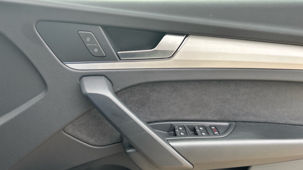 Used Audi Q5 2022 for sale - 76869941: Photo 28