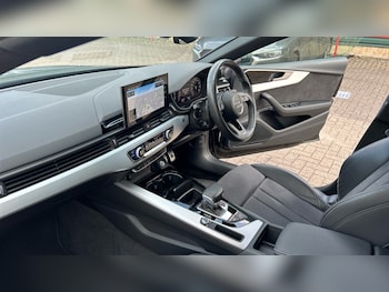 Used Audi A5 2021 for sale - 76112330: Photo