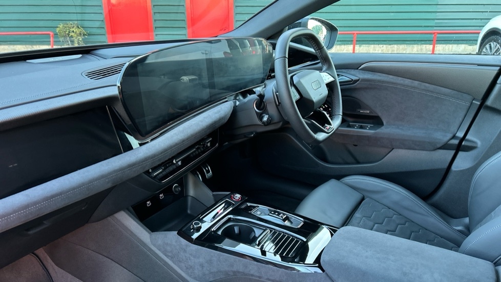 Used Audi A6 2025 for sale - 76873935: Photo 2