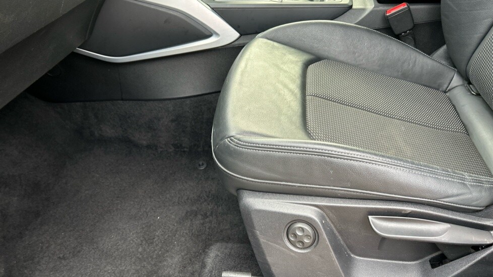 Used Audi Q2 2021 for sale - 76875049: Photo 29