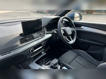 Used Audi Q5 2024 for sale - 76172365: Photo