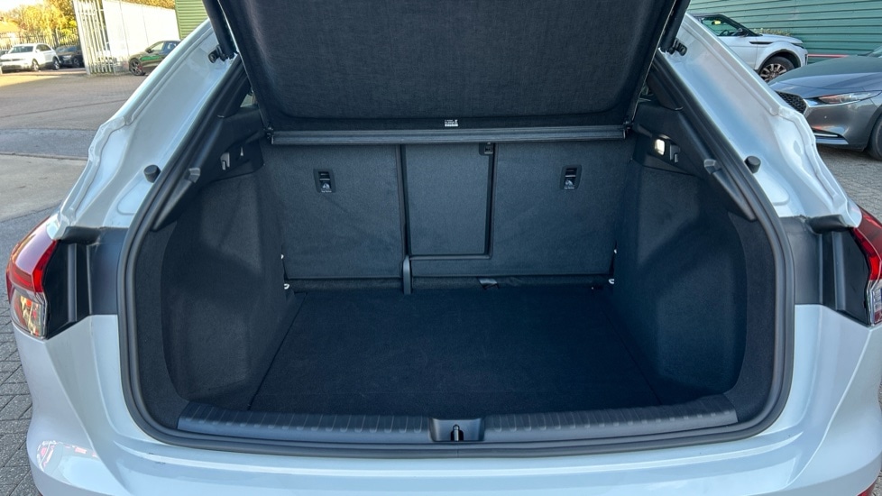 Used Audi Q4 e-tron 2024 for sale - 76874076: Photo 18