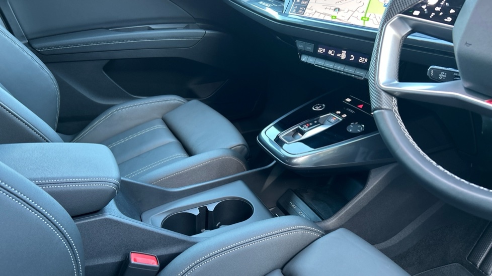 Used Audi Q4 e-tron 2024 for sale - 76874076: Photo 27