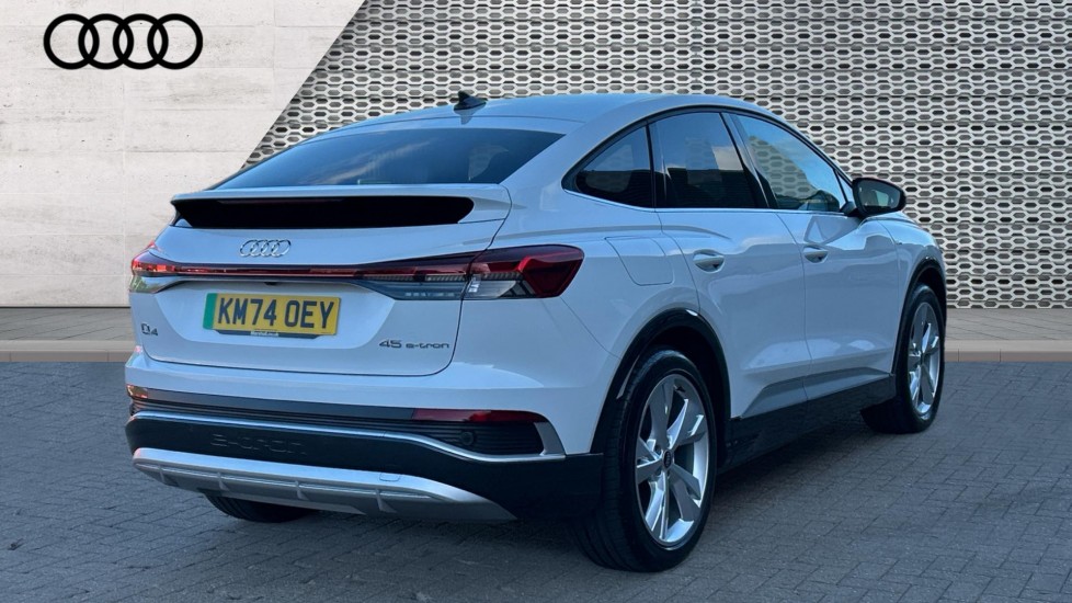 Used Audi Q4 e-tron 2024 for sale - 76874076: Photo 8