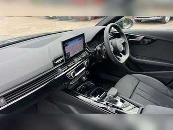 Used Audi A4 2024 for sale - 75672030: Photo