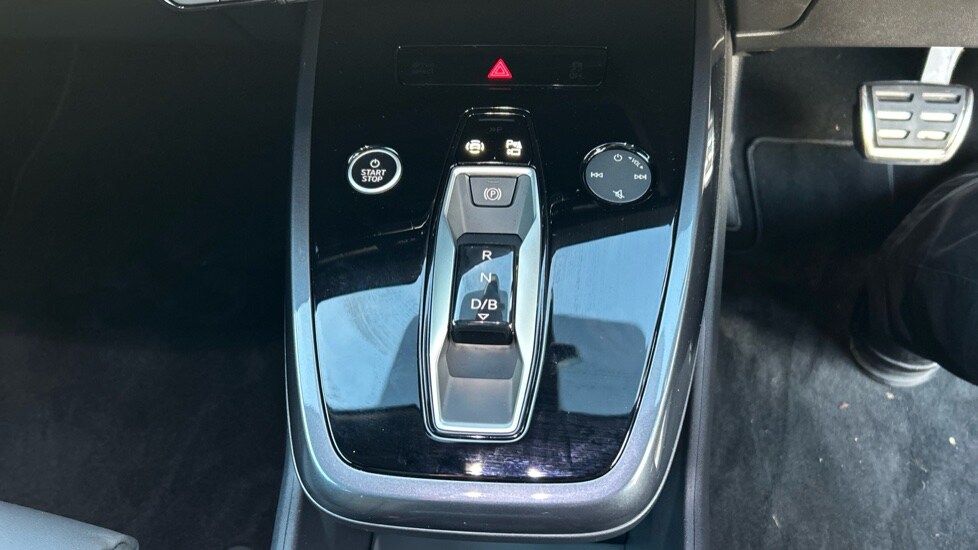 Used Audi Q4 e-tron 2025 for sale - 76660967: Photo 26