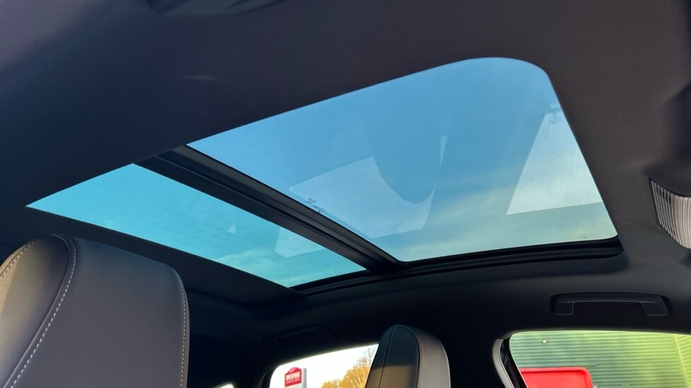 Used Audi Q4 e-tron 2025 for sale - 76660967: Photo 35