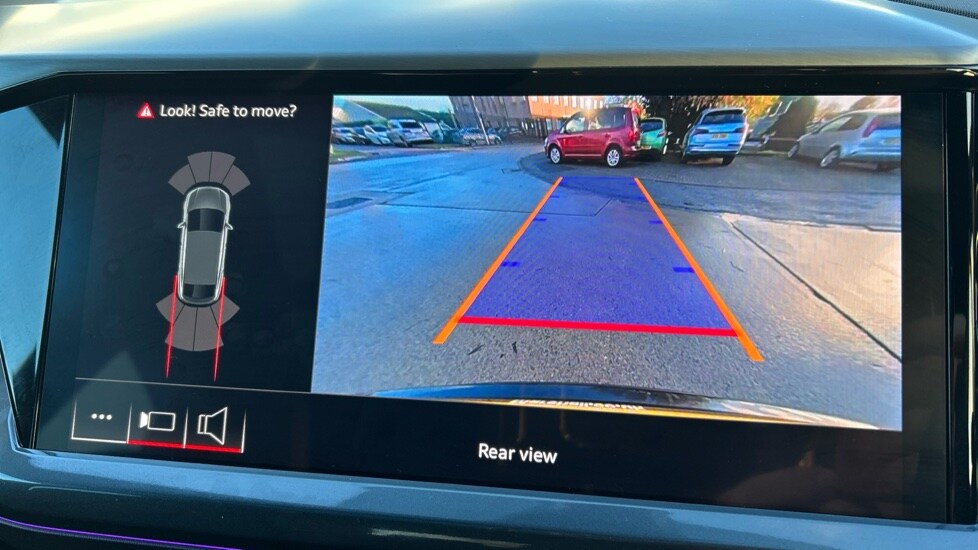 Used Audi Q4 e-tron 2025 for sale - 76660967: Photo 39