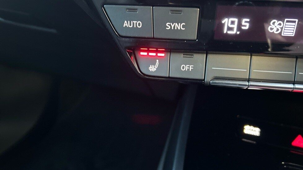 Used Audi Q4 e-tron 2025 for sale - 76660967: Photo 40