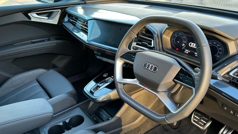 Used Audi Q4 e-tron 2025 for sale - 76660967: Photo 6