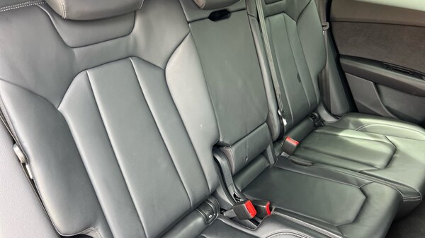 Used Audi Q8 2024 for sale - 75393652: Photo 42