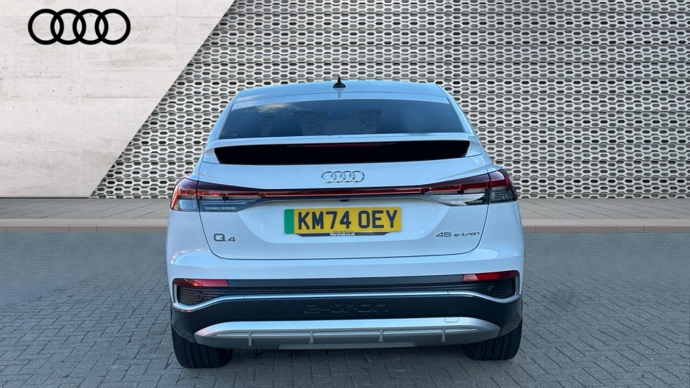 Used Audi Q4 e-tron 2024 for sale - 76567962: Photo 11