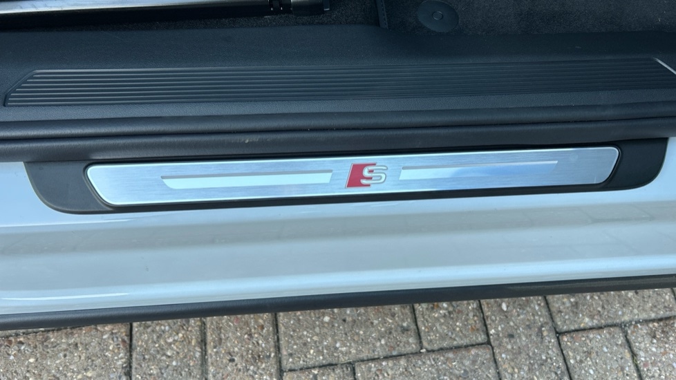 Used Audi Q4 e-tron 2024 for sale - 76567962: Photo 36