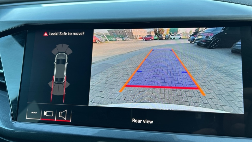 Used Audi Q4 e-tron 2024 for sale - 76567962: Photo 42