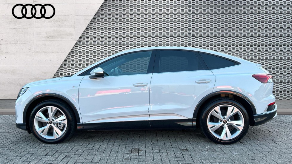 Used Audi Q4 e-tron 2024 for sale - 76567962: Photo 9