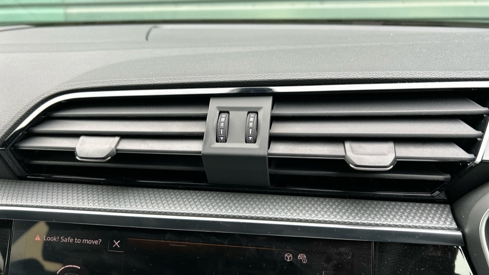 Used Audi Q3 2025 for sale - 76773242: Photo 16