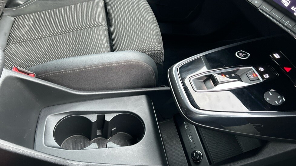 Used Audi Q4 e-tron 2022 for sale - 76872654: Photo 27