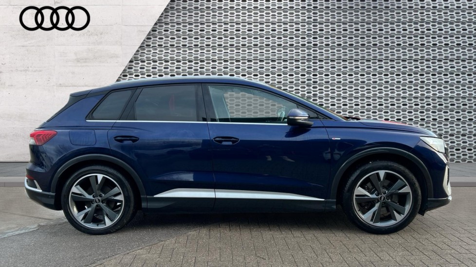 Used Audi Q4 e-tron 2022 for sale - 76872654: Photo 4