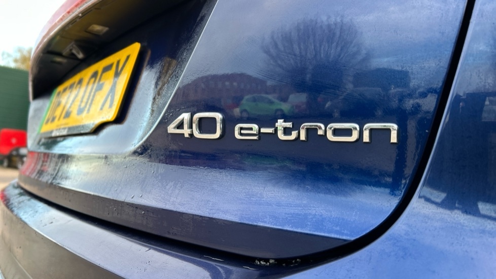 Used Audi Q4 e-tron 2022 for sale - 76872654: Photo 43