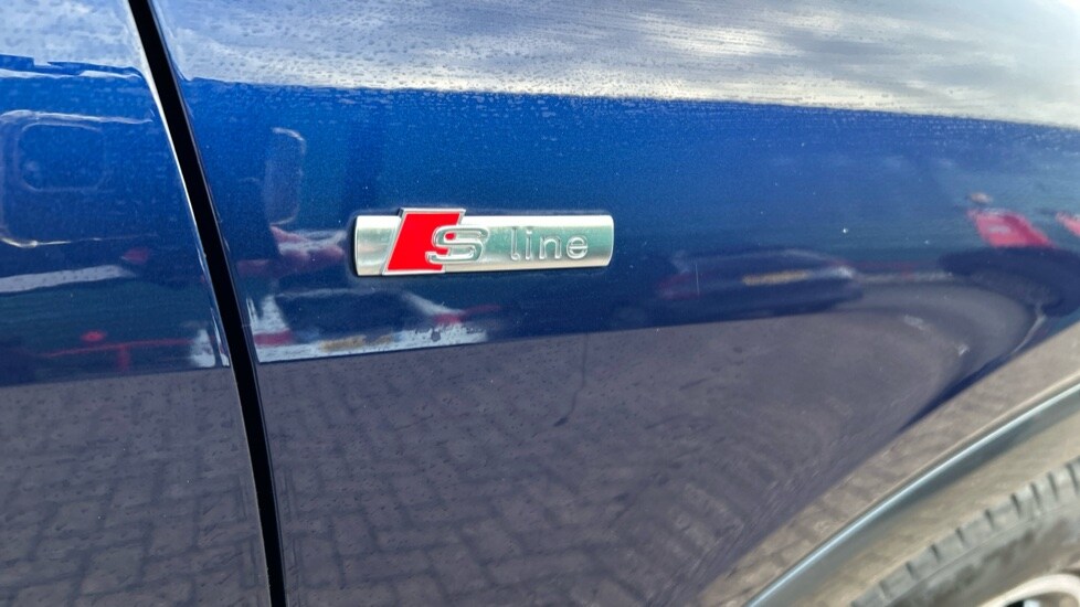 Used Audi Q4 e-tron 2022 for sale - 76872654: Photo 44