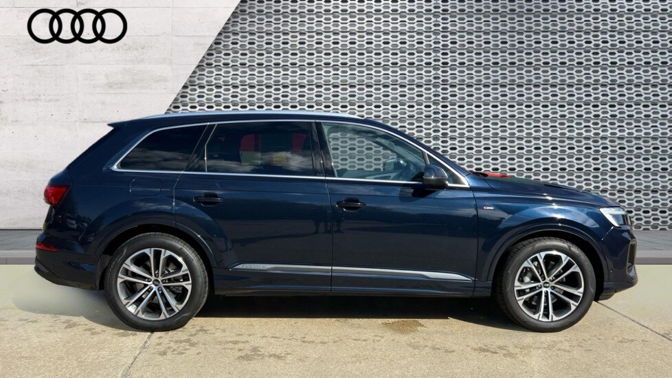 Used Audi Q7 2025 for sale - 76869827: Photo 4