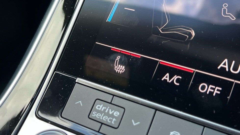 Used Audi Q7 2025 for sale - 76869827: Photo 41