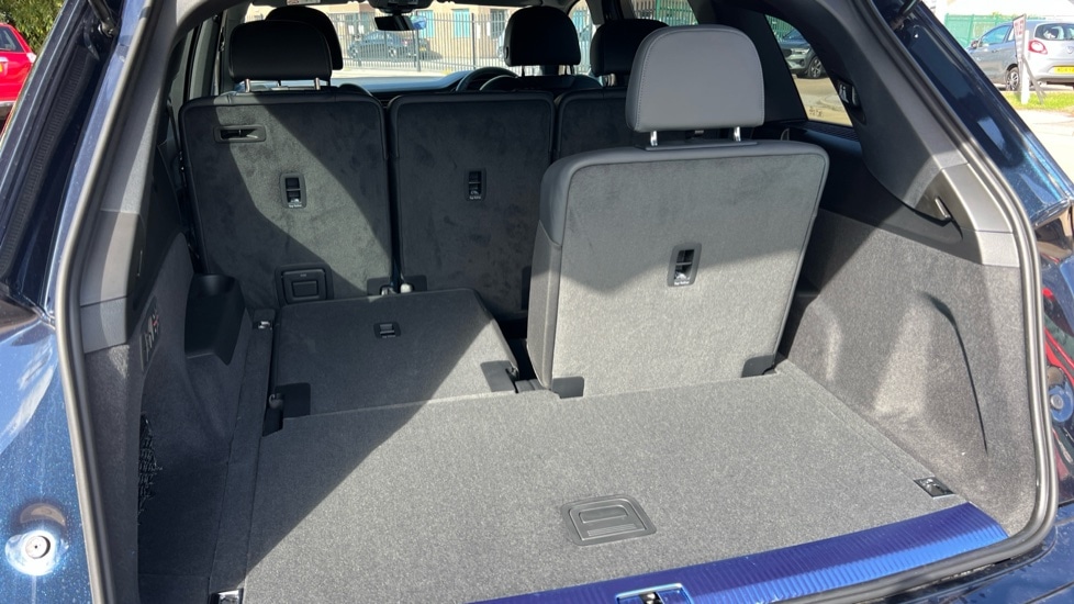 Used Audi Q7 2025 for sale - 76869827: Photo 42