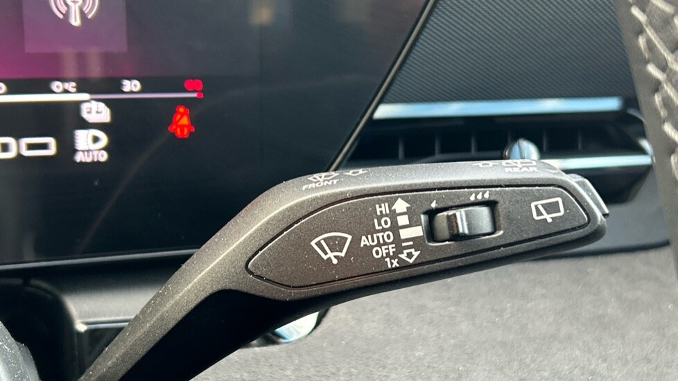 Used Audi Q6 e-tron 2025 for sale - 76586991: Photo 30