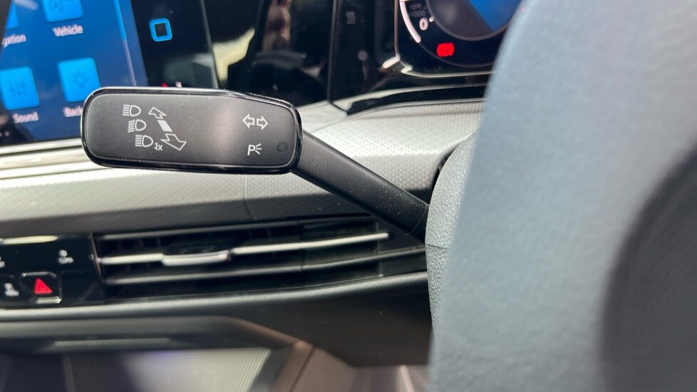 Used Volkswagen Golf 2022 for sale - 76523584: Photo 36